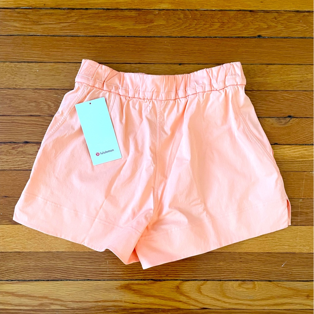 lululemon Cinchable Waist High-Rise Woven Short 3.5”